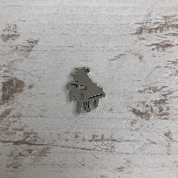 James Avery - Picture 2 of 2